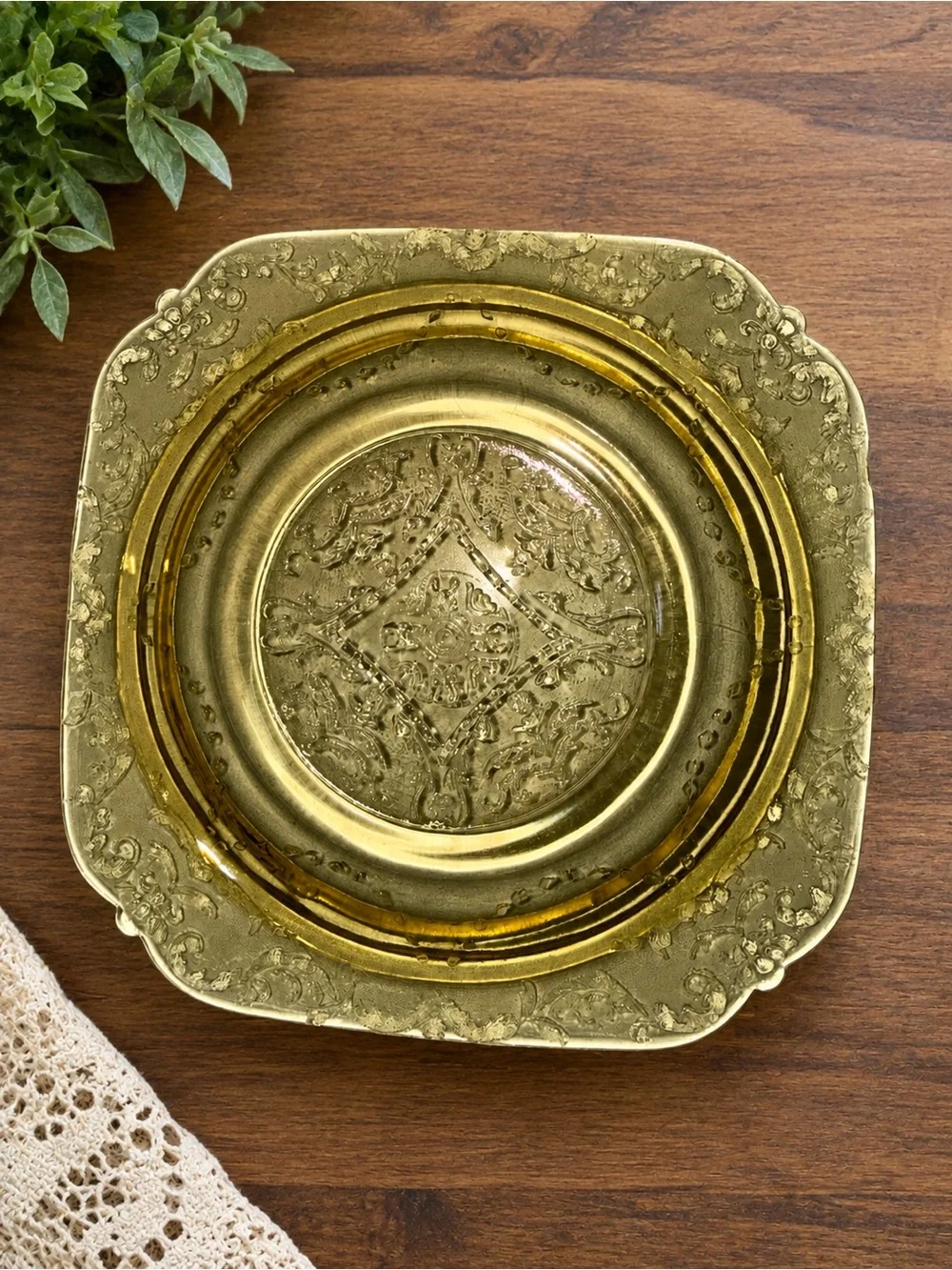 Vintage Amber Glass Dessert Plates Set of 4 Ornate Floral Scroll 6” Square